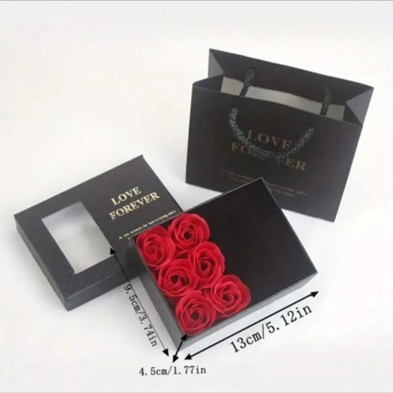 Caja de Regalo con Rosas y Collar
