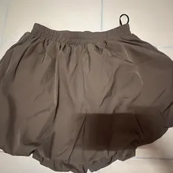 Short Carmelita 