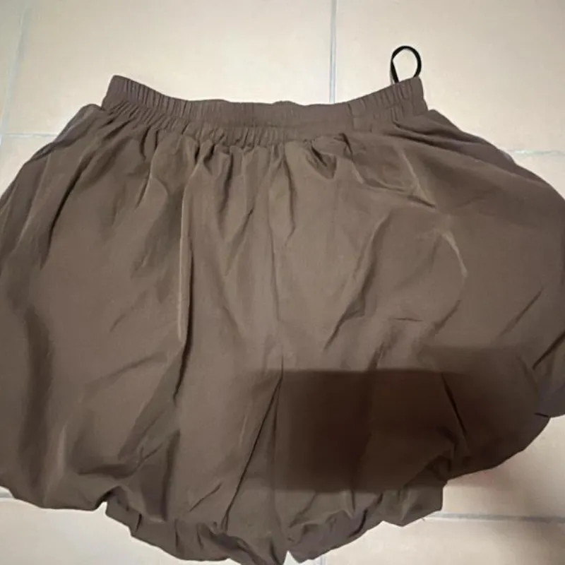 Short Carmelita 