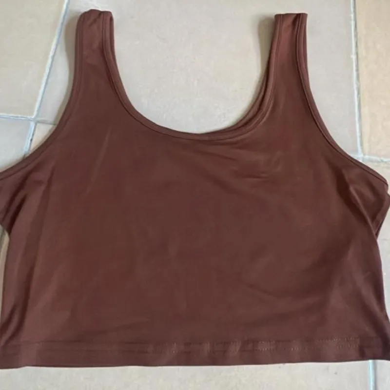 Top Camiseta Marrón 