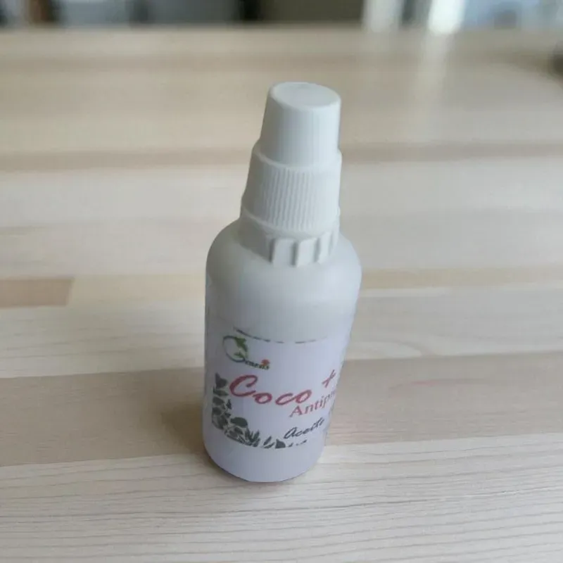 Aceite de coco + nim (antipiojos)