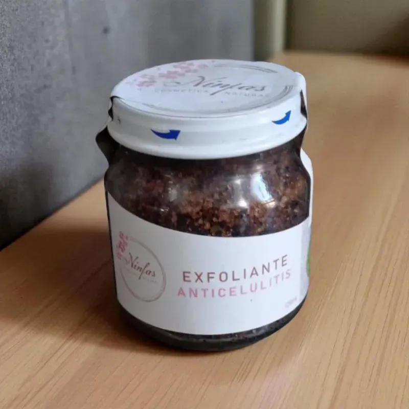 Exfoliante anticelulítico
