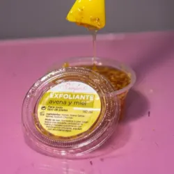 Exfoliante de avena y miel