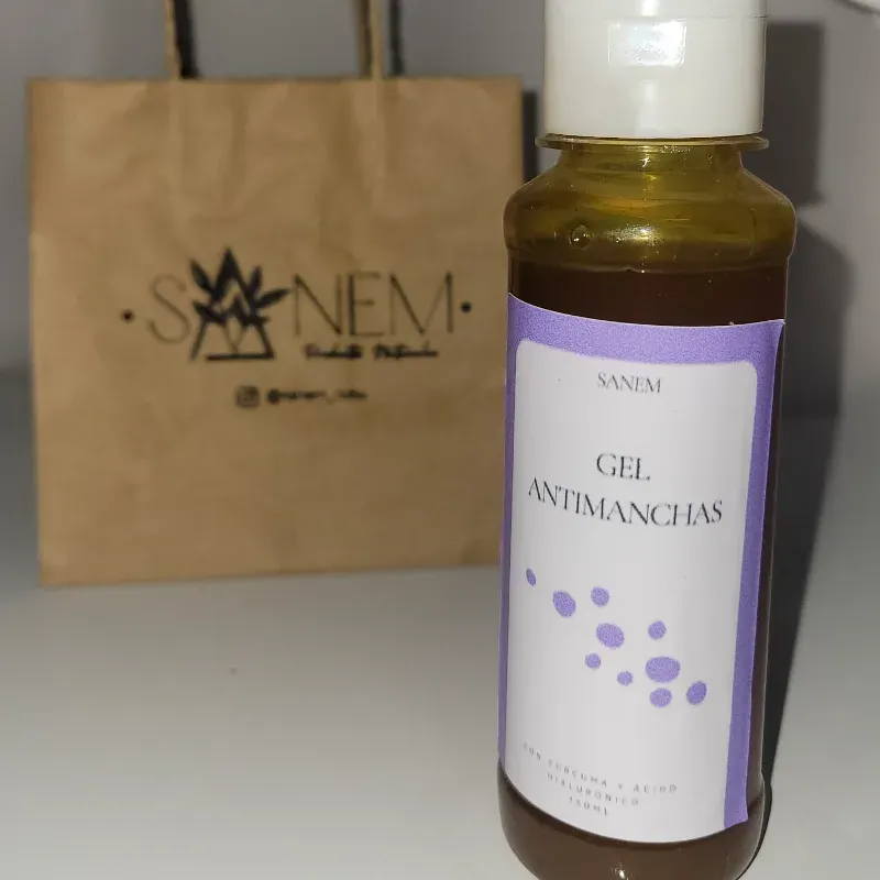 Gel limpiador antimanchas 