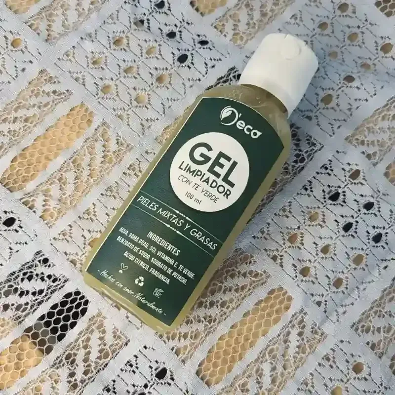 Gel limpiador de té verde