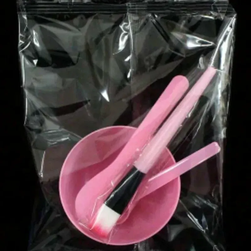 Set sencillo de utensilios para limpieza facial