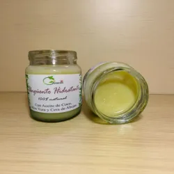 Ungüento hidratante de aloe vera y aceite de coco
