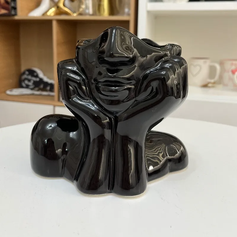 Adorno de rostro de mujer