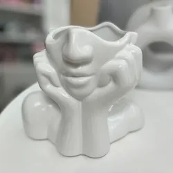 Adorno en forma de mujer 