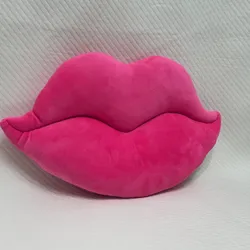 Cojín en forma de beso 