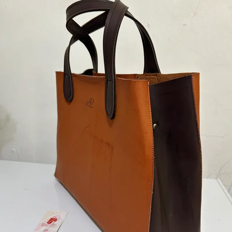 Bolso de piel azteca 