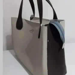 Bolso de piel azteca