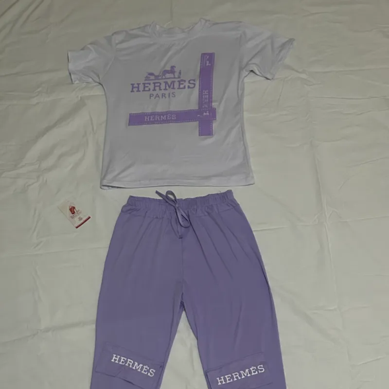 Conjunto deportivo elastizado