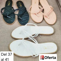 Sandalias descalzadas planas