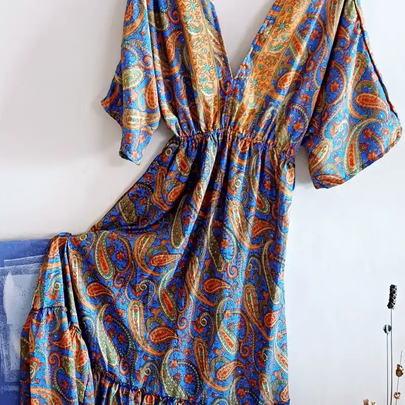 Vestido de seda mangas mariposa largo 