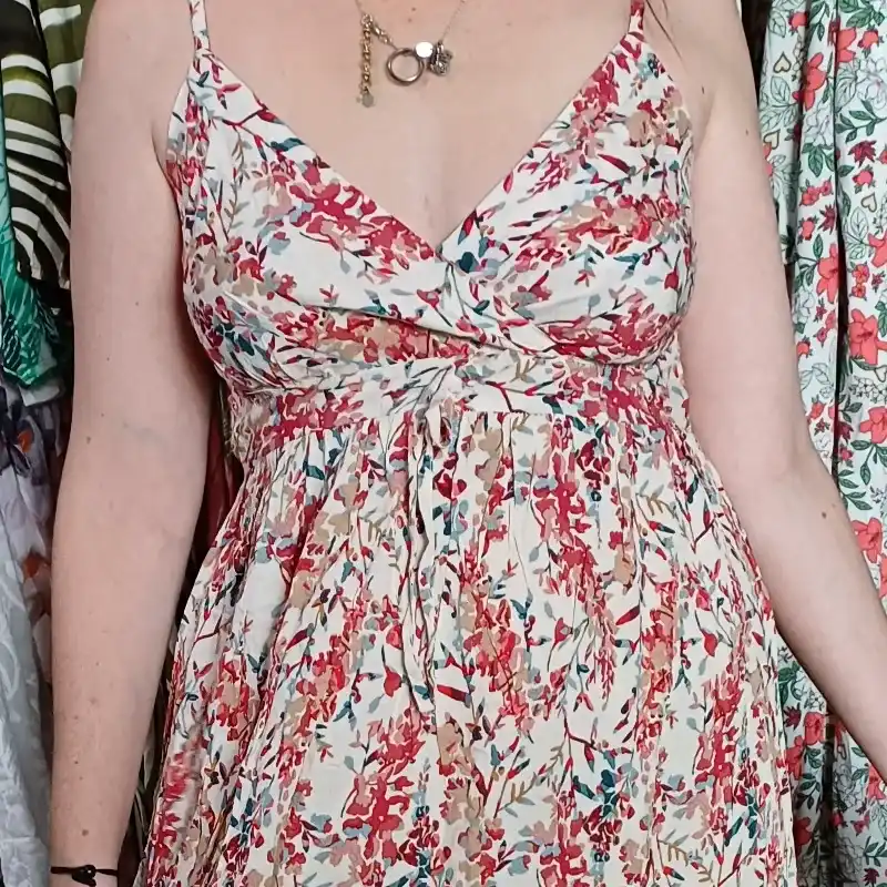 Vestido floral largo de tirantes 