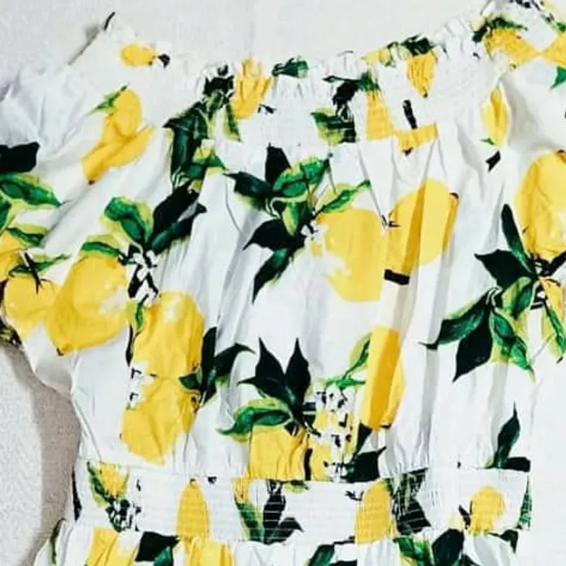 Vestido princesa escote print limones