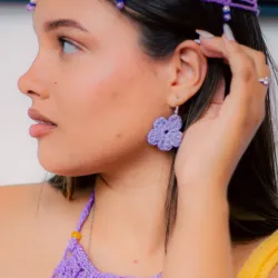 Aretes de flor medianitas