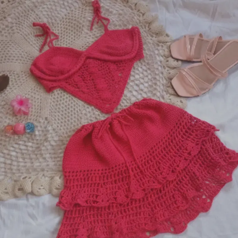 Conjunto de saya corta y top