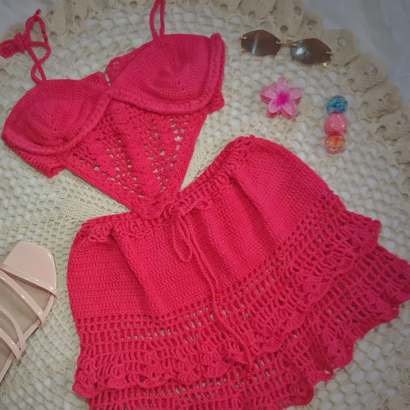 Conjunto de saya corta y top