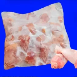 Paquete muslos de pollo 10LB