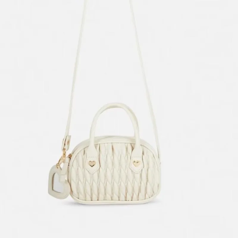 Bolso de niña