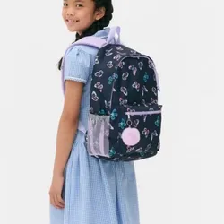 Mochila con accesorio 