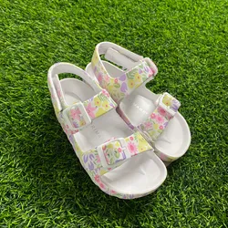 Sandalias de flores 
