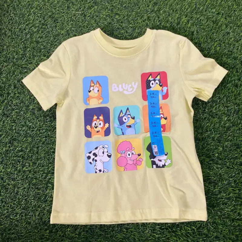 T-shirt amarillo 