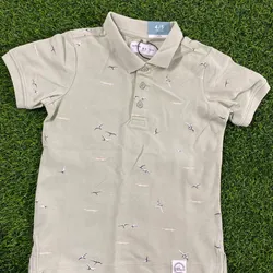 T-shirt estilo polo 