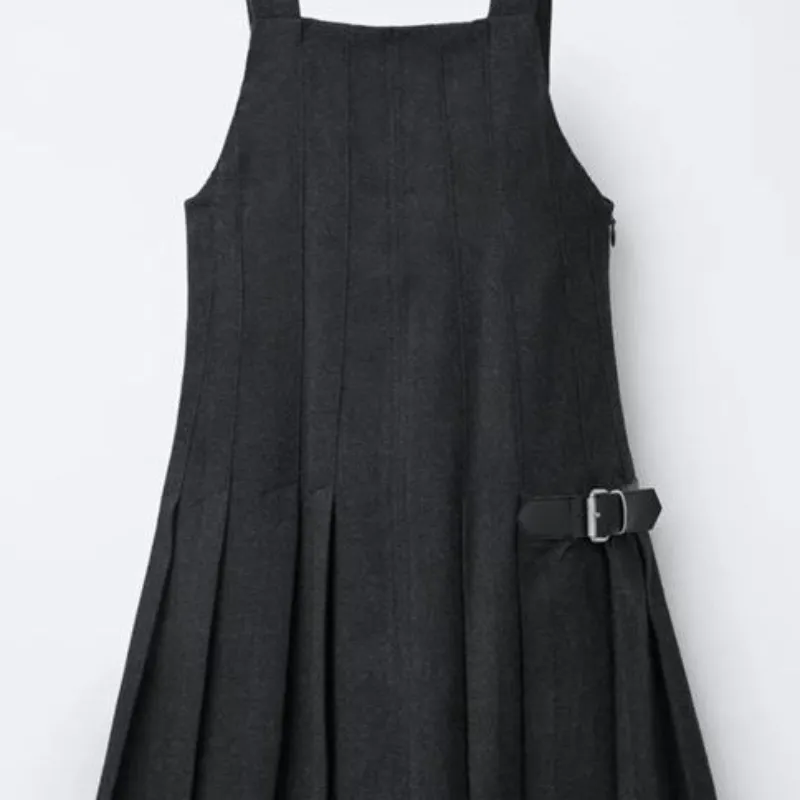 Vestido negro europeo