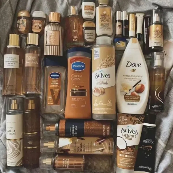 🙋🏻‍♀️ Somos *Exclusiva* ✨
• Una tienda física y online donde podras encontrar todos los productos🛍🛒 que puedas imaginar.
•Variedad de *_skincare_* , cremas para el cuidado coporal y de tu *_cabello_* . Así como *_aseo_* , productos para los más chicos de la casa y demás 🤩
•Trabajamos con productos en _stock_ así que las entregas serán inmediatas✅ con mensajería opcional