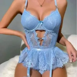 ‎🔥🍒 Body estilo Corset con Medias  (no incluye medias)