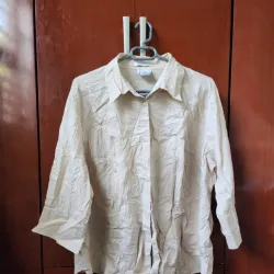 Blusa Beige de Mangas Largas