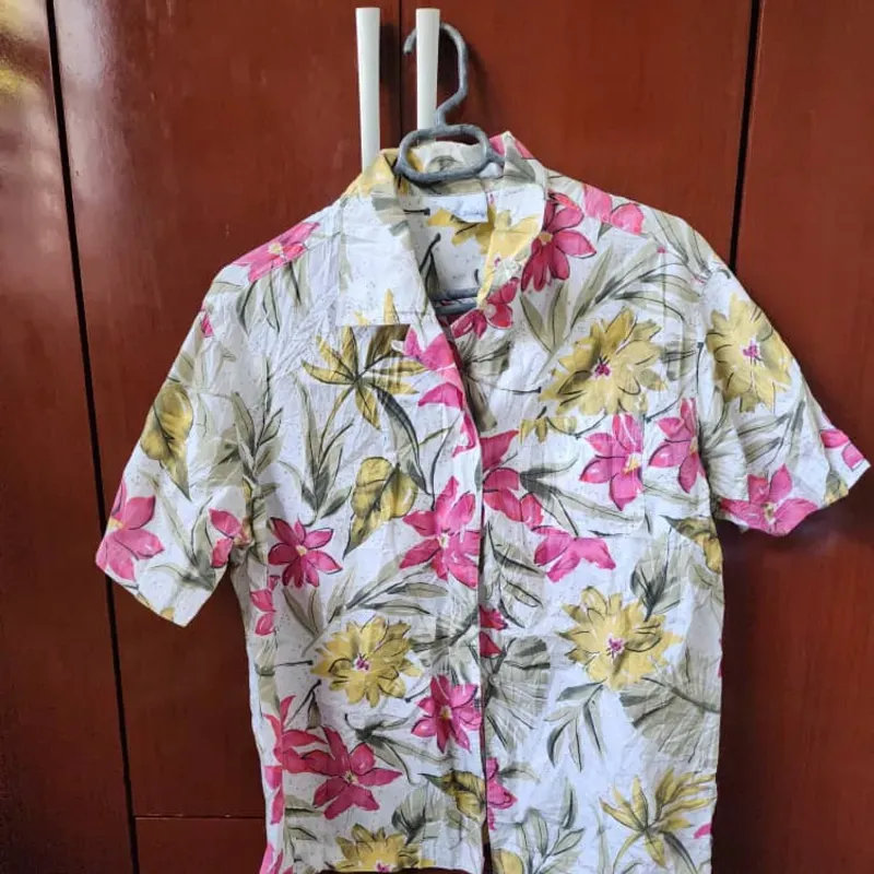 Blusa con Estampado de Flores