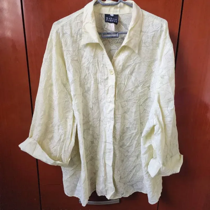 Blusa Larga en Tonos Claros