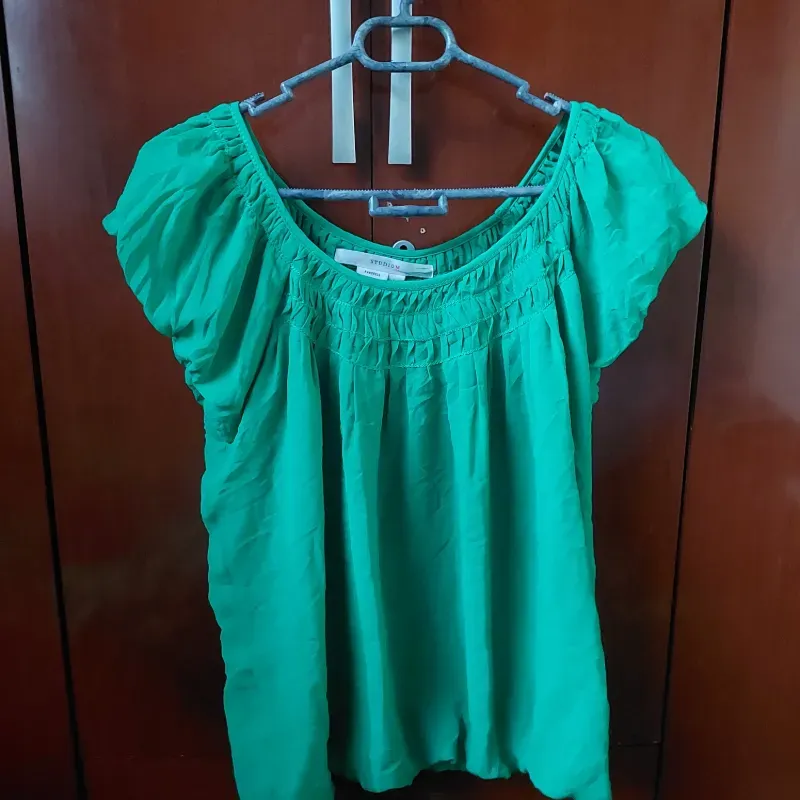 Blusa Verde Limòn de Manga Corta