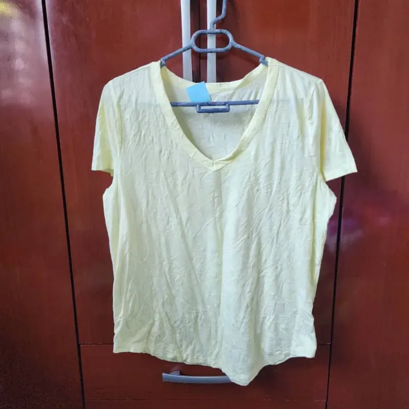 Pullover Amarillo Pastel