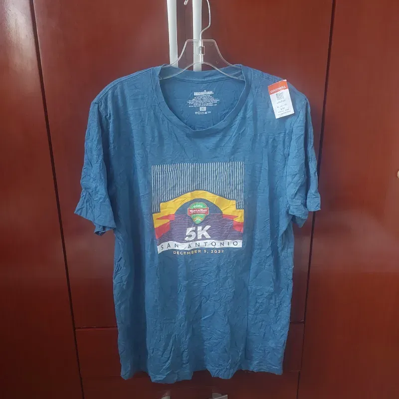 Pullover Azul Claro con Diseño