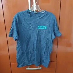 Pullover Azul Oscuro con Diseño en la Espalda