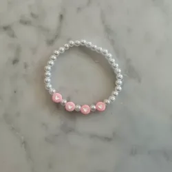 Pulsera de corazones