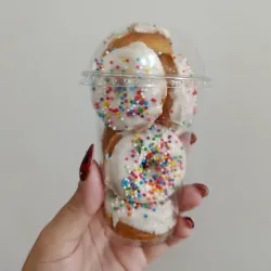 Mini donas con cobertura de chocolate blanco 🤍