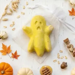 🍯 Jabón «La Poción Dorada» Jabón artesanal de avena y miel 🐝💛.