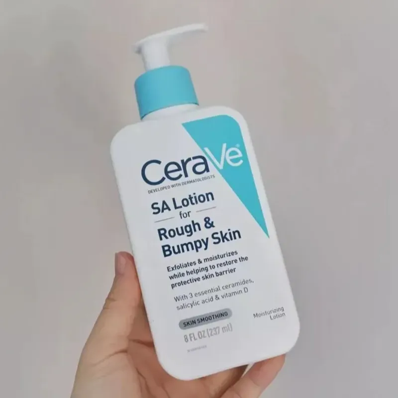 Loción Cerave for Rough and Bumpy Skin