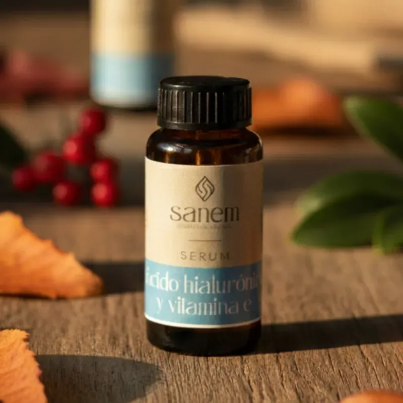 Serum de Ácido Hialurónico y Vitamina E 30ml (Sanem)