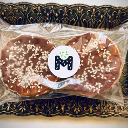 Galletas de arroz con cobertura de chocolate y frutos secos