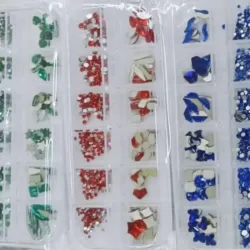 Caja de piedras (colores)