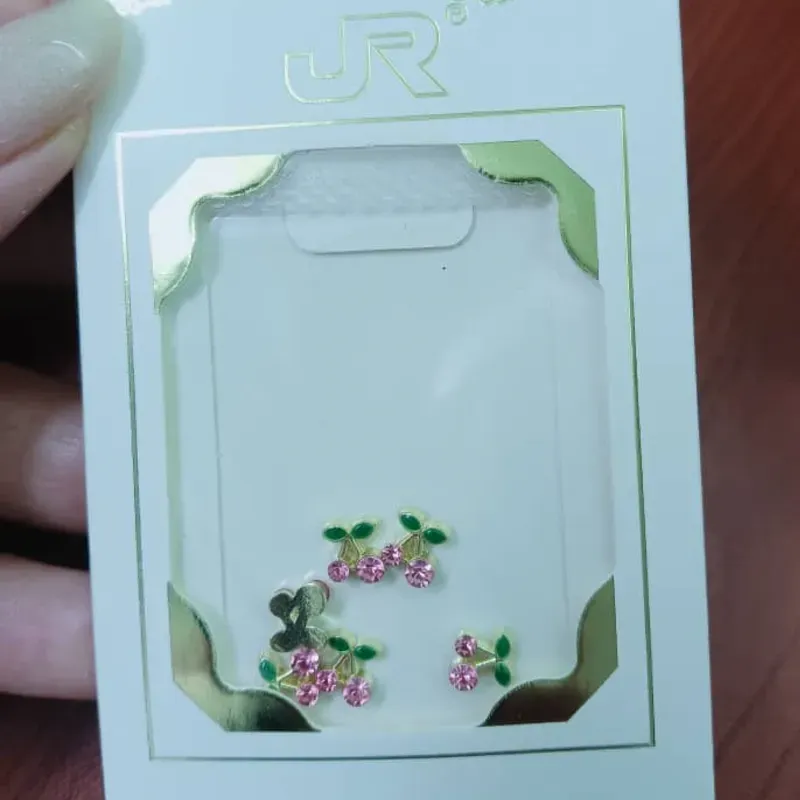 🍒 Cerezas metálicas (rosado) 