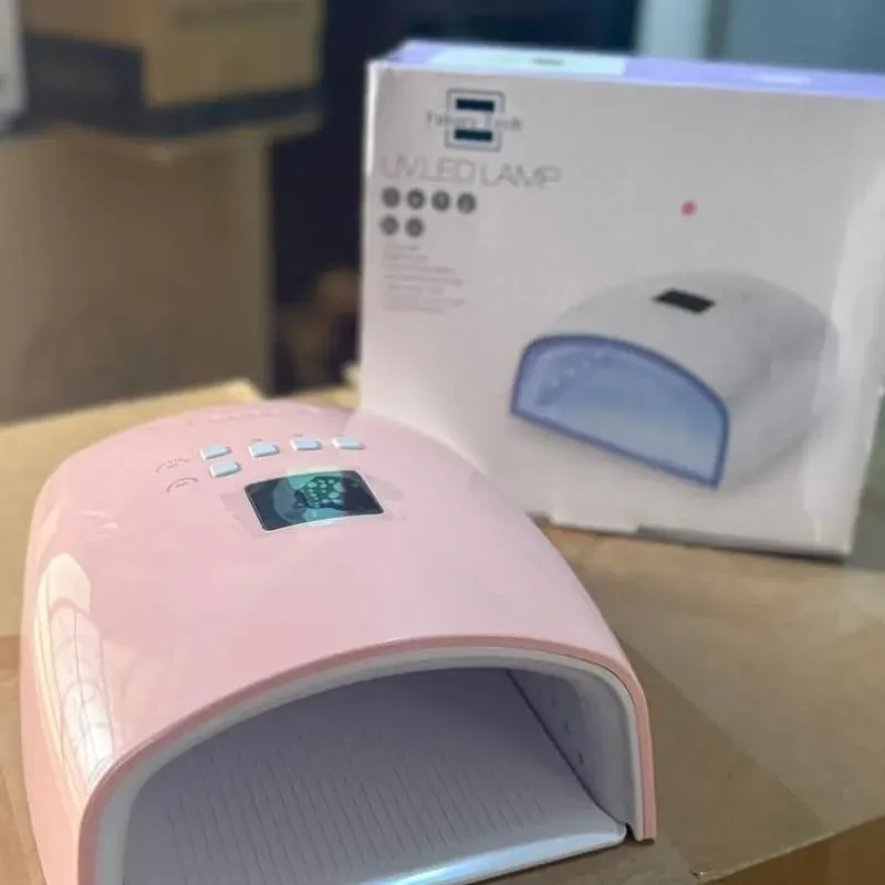 Lámpara recargable de 66 W marca cordless