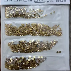 Paquete de piedras doradas